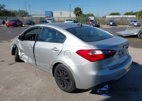 2014 Kia Forte Lx z USA, uszkodzony, nr VIN KNAFX4A62E5204080